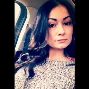 Meet your Posher, Desirae